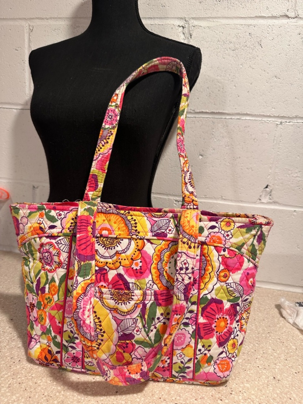 Vera Bradley Clementine Pleated Tote | Retired Floral Print Pink Orange - Picture 14 of 16